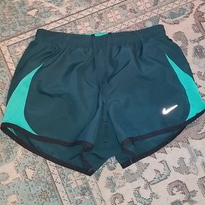 Nike girls shorts